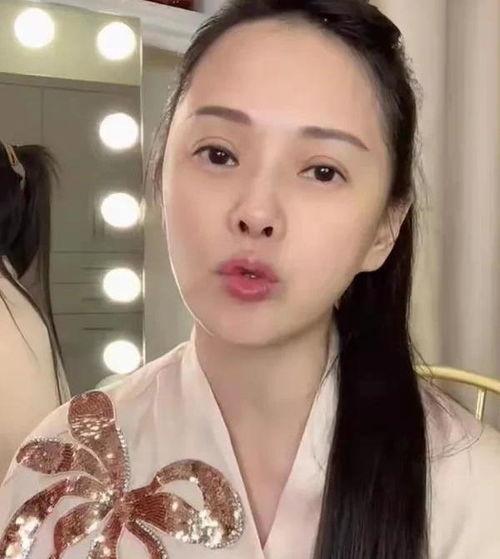 娱乐圈爆料小欣,揭秘明星背后的故事  第2张