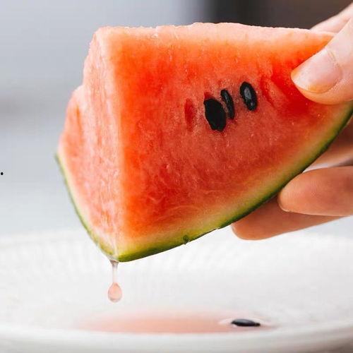 吃瓜集合免费更新,免费更新，带你畅游娱乐圈新鲜事  第2张